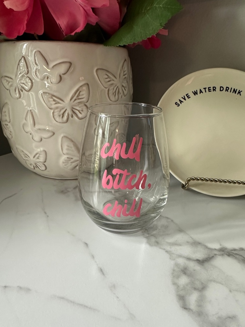 Kittenish Stemless Glass with Pink Script